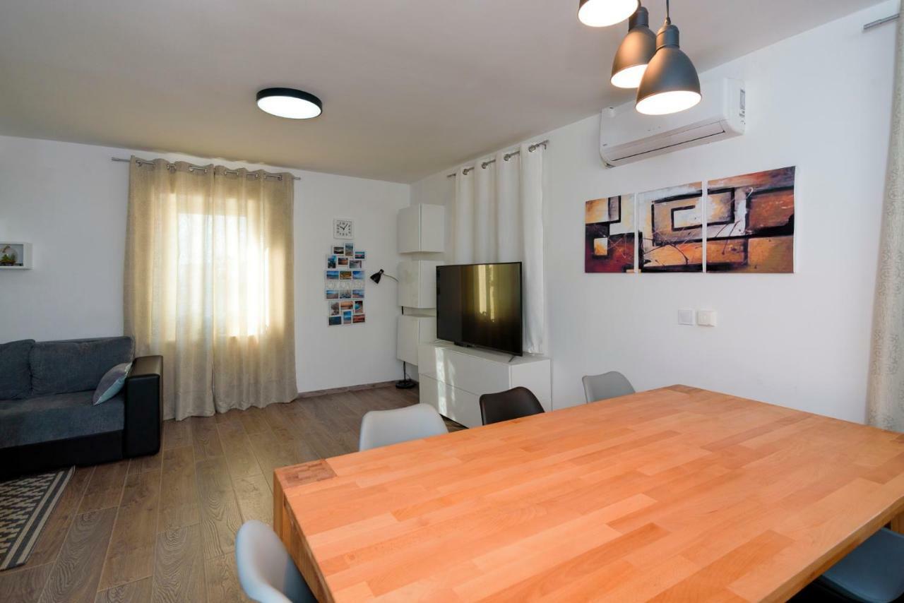 Apartments Magli Kaštela Eksteriør bilde
